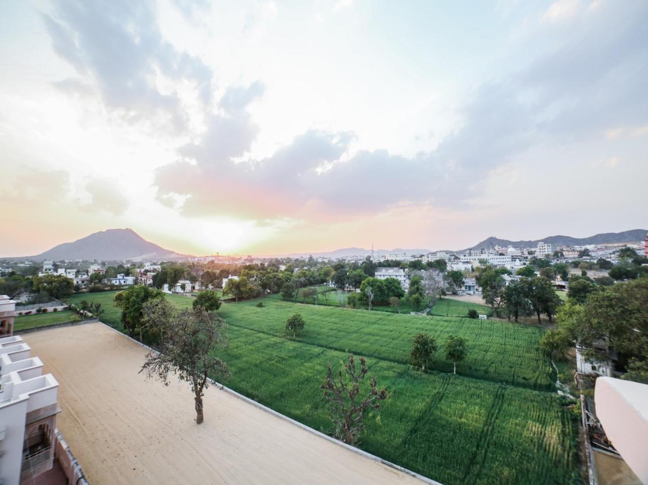 Hotel Golden Heritance Pushkar Exterior foto